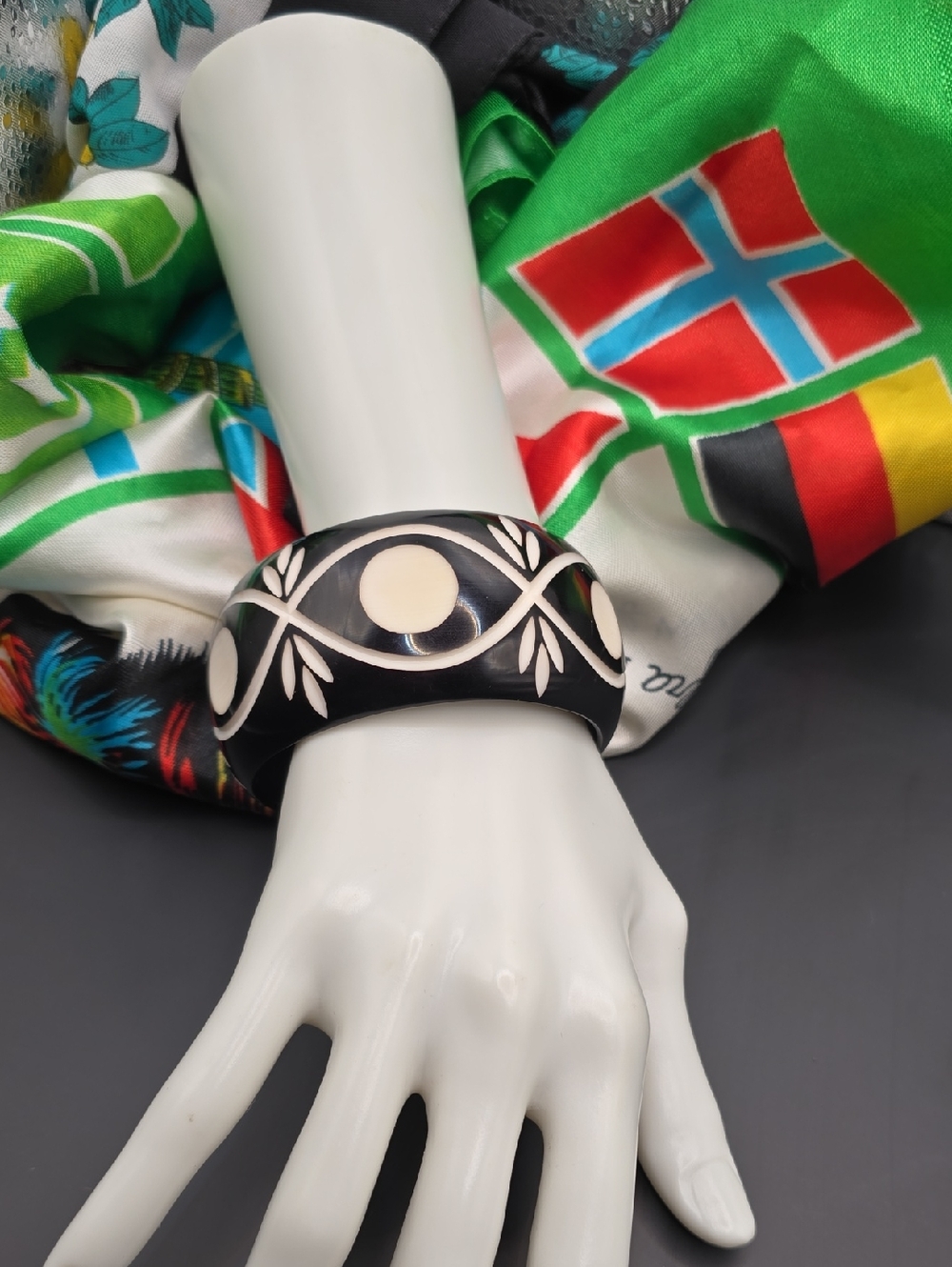 Vintage Carved Celluloid Geometric Chunky Bangle Bracelet